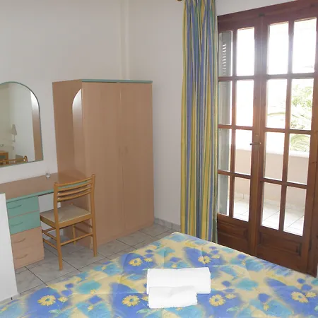 Lakonia Bay 아파트 *