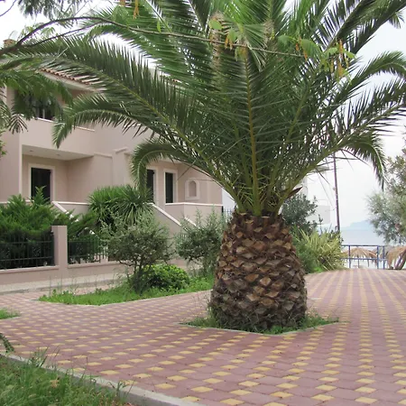 Lakonia Bay Apartmán *