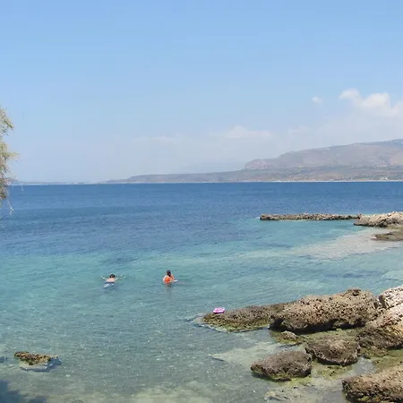 Lakonia Bay Apartment