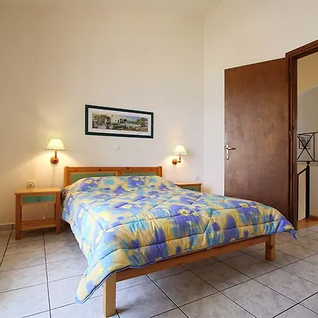 Lakonia Bay Apartamento