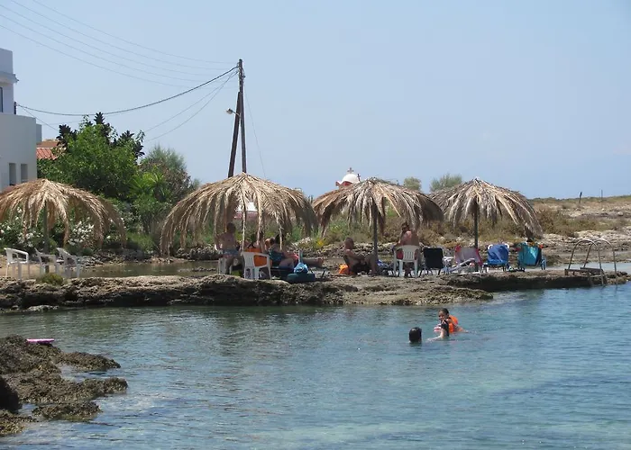 Lakonia Bay Apartmán *